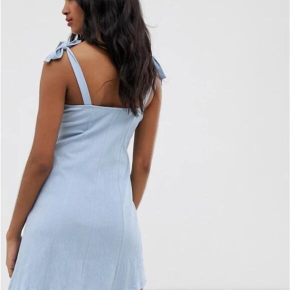 NWT Asos Daytime Shoulder Tie Plunge V Neckline Mini Sundress Sz 2 - Picture 3 of 12